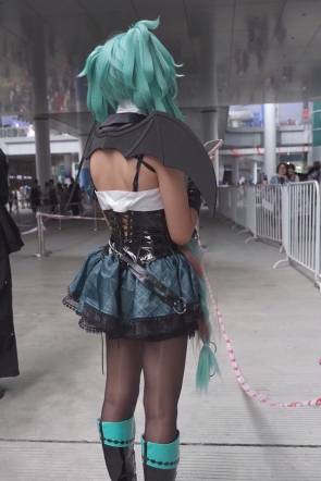 (BC-SSS-123)⭐极品初音小姐姐..排队多次弯腰CD..蹲下内裤贴镜
